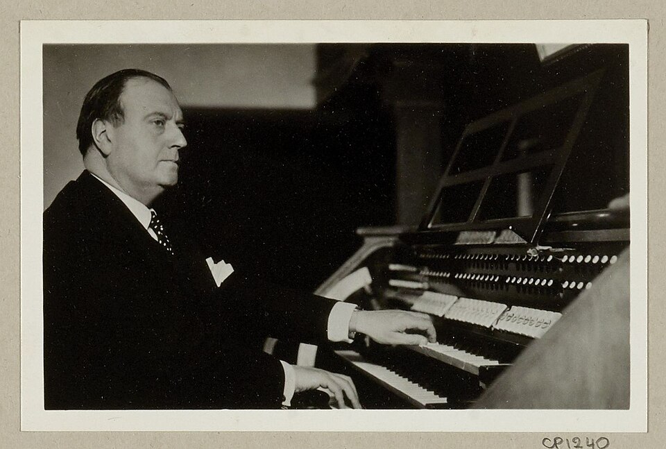 Joseph Bonnet at the organ console
